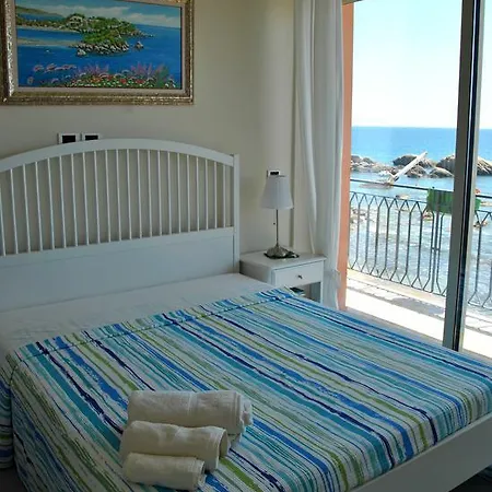 Taorminaxos Wonderful Seaview Lejlighed *